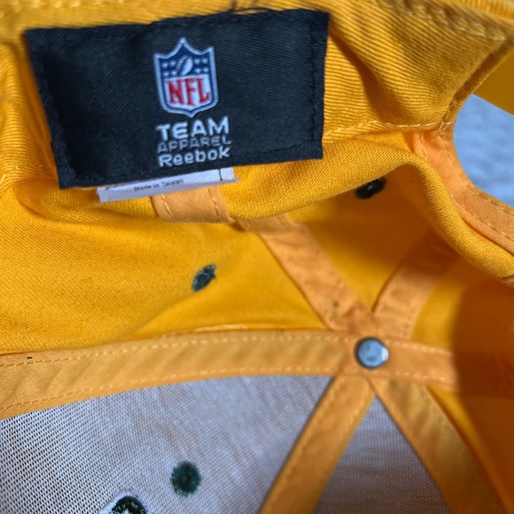 Packer Reebok SnapBack - Picture 5 of 6